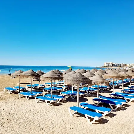 Hébergement de vacances Cozy With Private Terrace And Communal Pool In Torrevieja
